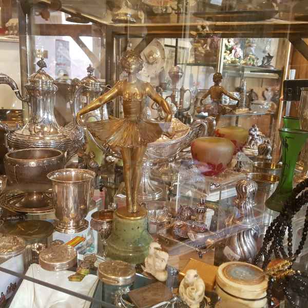 Antiquités Fontaine - Antiquaire : estimations et achats de meubles anciens à Colmar > Mulhouse