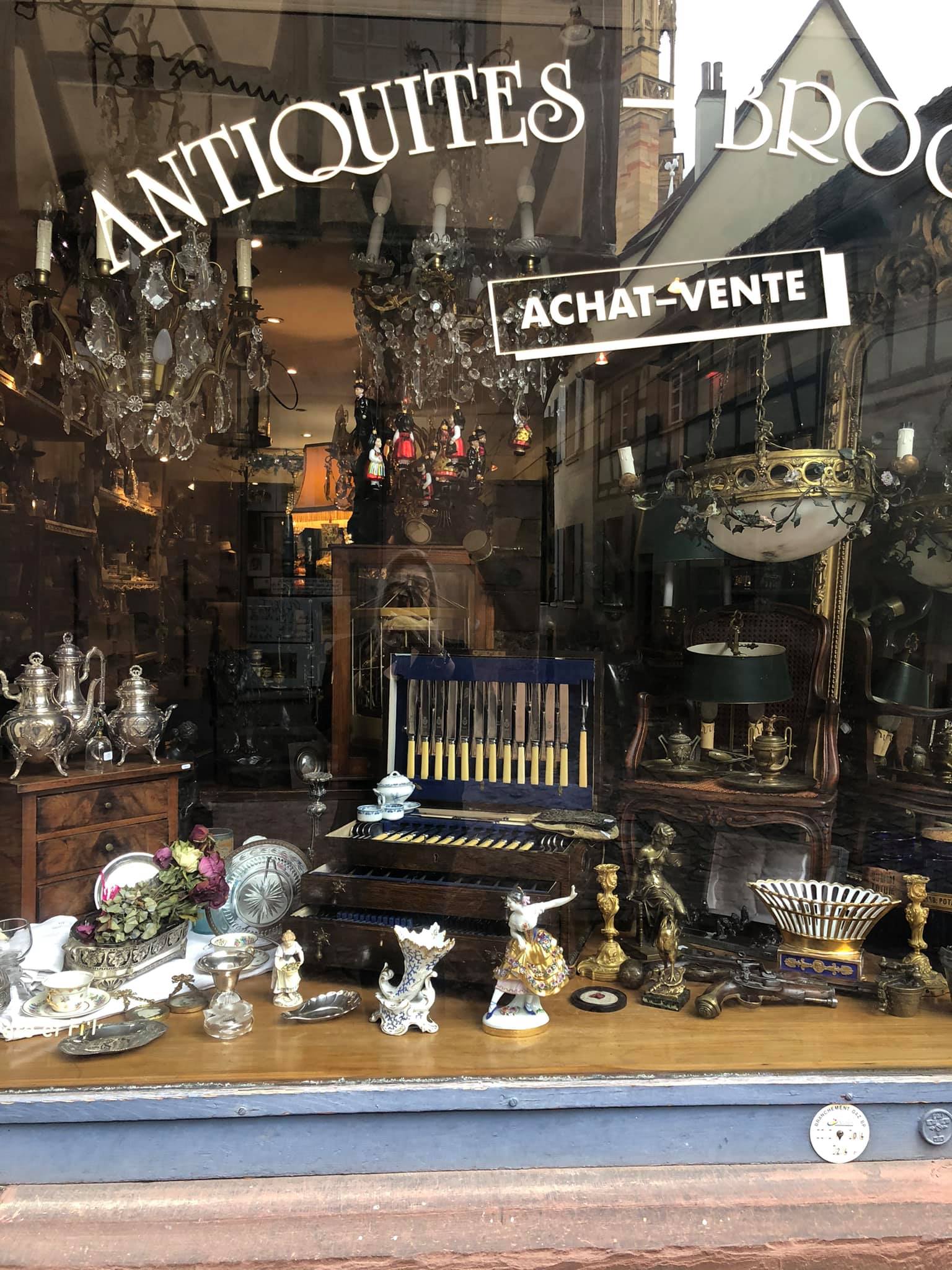 Antiquités Fontaine - Brocanteur à Colmar, près de Mulhouse