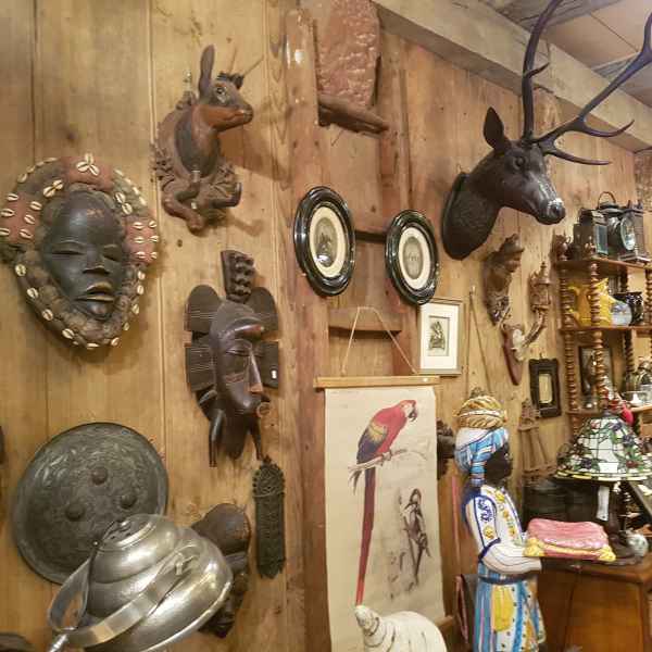 Antiquités Fontaine - Recherche, achat de meubles anciens et débarras maison à Colmar