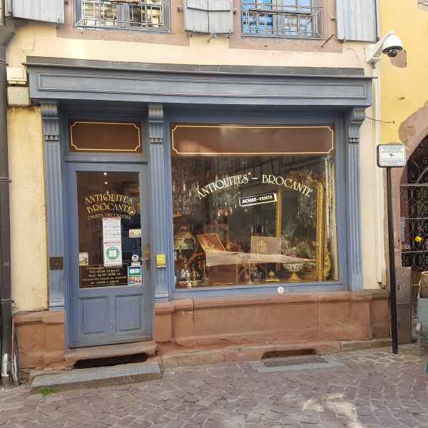 Antiquités Fontaine - Recherche, achat de meubles anciens et débarras maison à Colmar